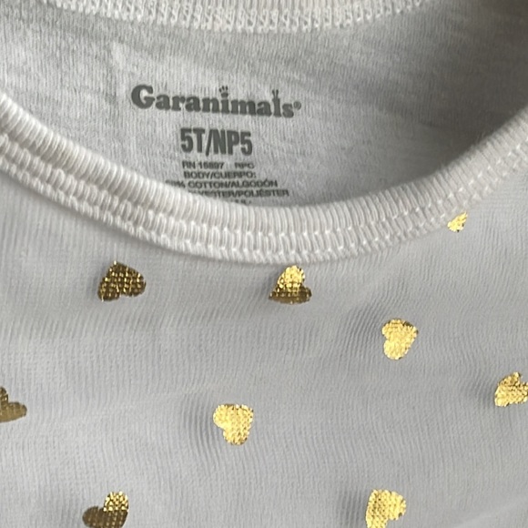 White Gold Heart mid-arm Sleeve Shirt - Picture 6 of 10